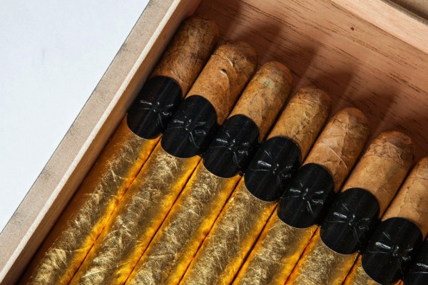 black-tie-gold-cigar