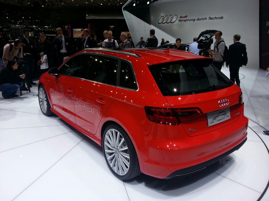 2013-Audi-A3-ETRON-4