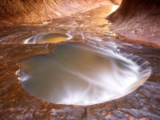 zion-the-subway_2039_600x450