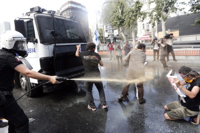 istanbul-protestiprvijuni9