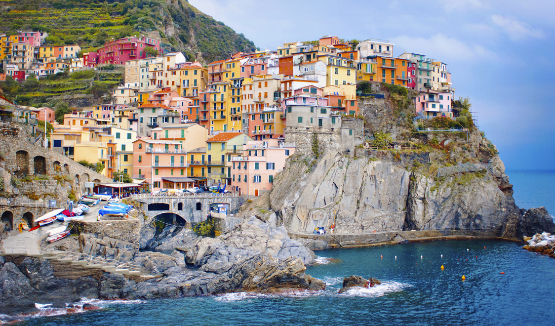 27-places-in-italy-that-dont-look-real-manarola