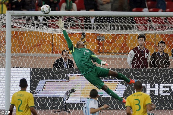 Brazil_s_goalkeeper_Jefferson