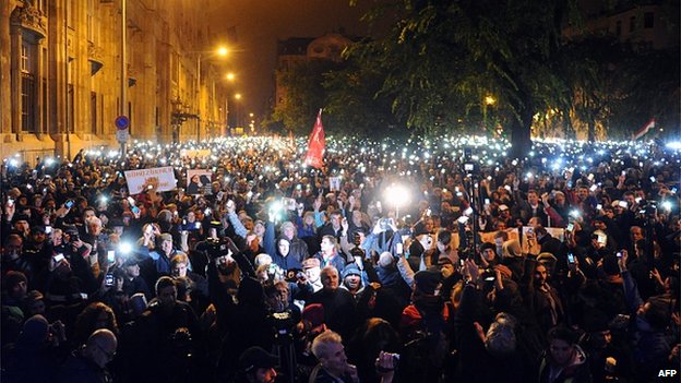 protest-budapest-s13