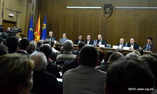 tribinaSDSMTetovo (2)