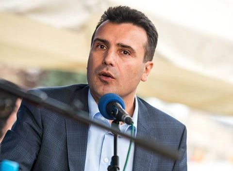 zaev-mikrofon1