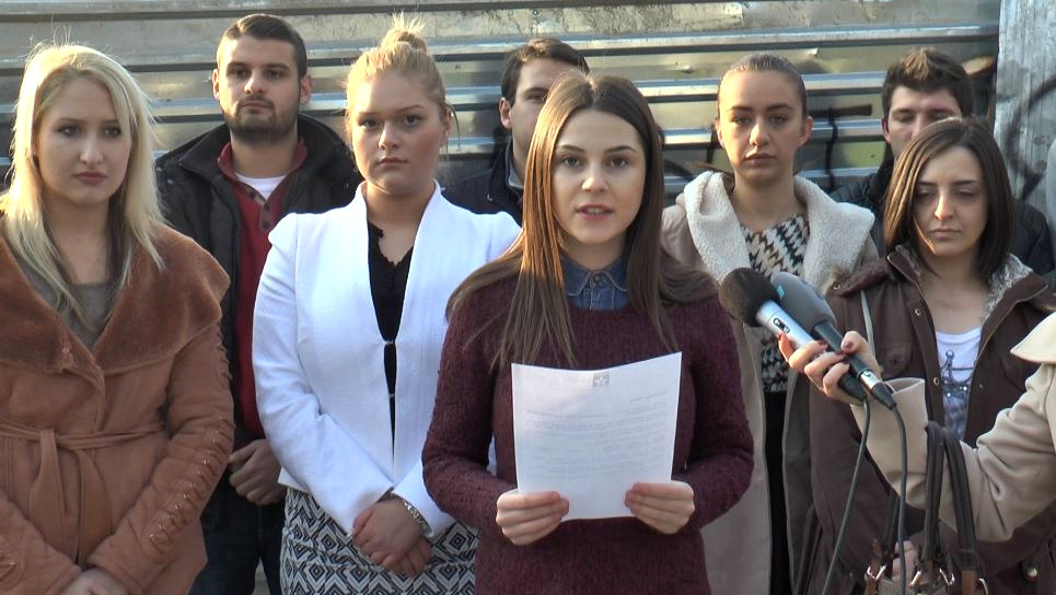 (ВИДЕО) Манасиева: Студентско Збогум!