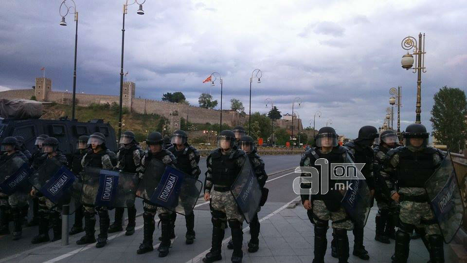 policijaprotest (2)