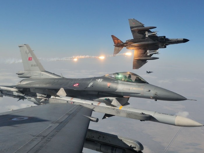 Турска одмазда за бомбата во Истанбул, нивните авиони ракетираа курдски .