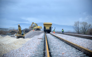ЕБОР и одобри на Албанија заем од 62,9 милиони евра за рехабилитација на железничка пруга што ја поврзува со Црна Гора