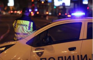 Сакале да крадат мотоцикл во Тетово, ги фатиле на лице место: Уапсени 21 годишник и малолетник
