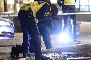Во Шведска: Две експлозии, уништена е зграда