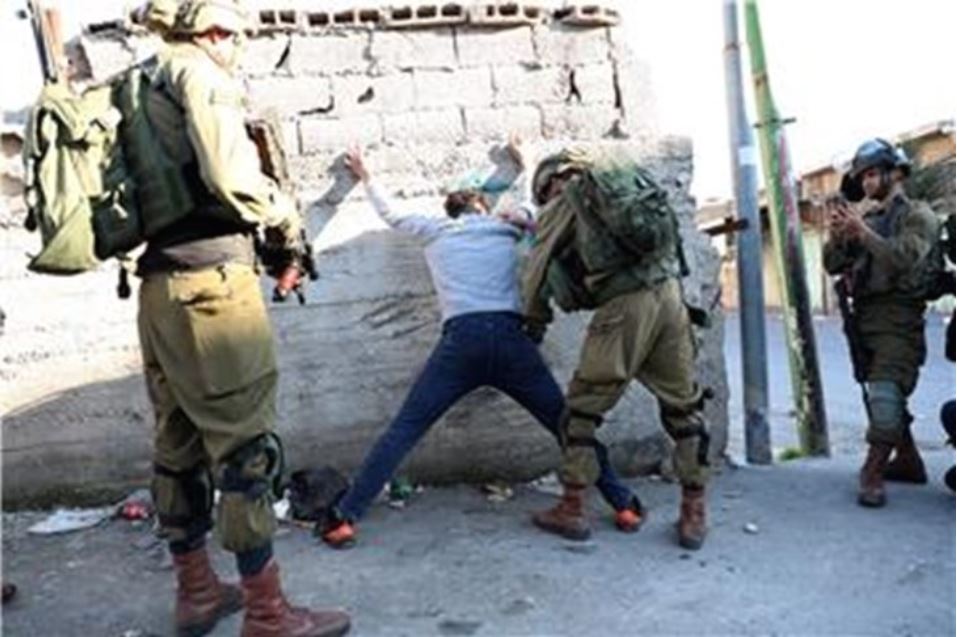 Најмалку 10 Палестинци загинаа во израелскиот напад на Џенин, а околу 100 се ранети