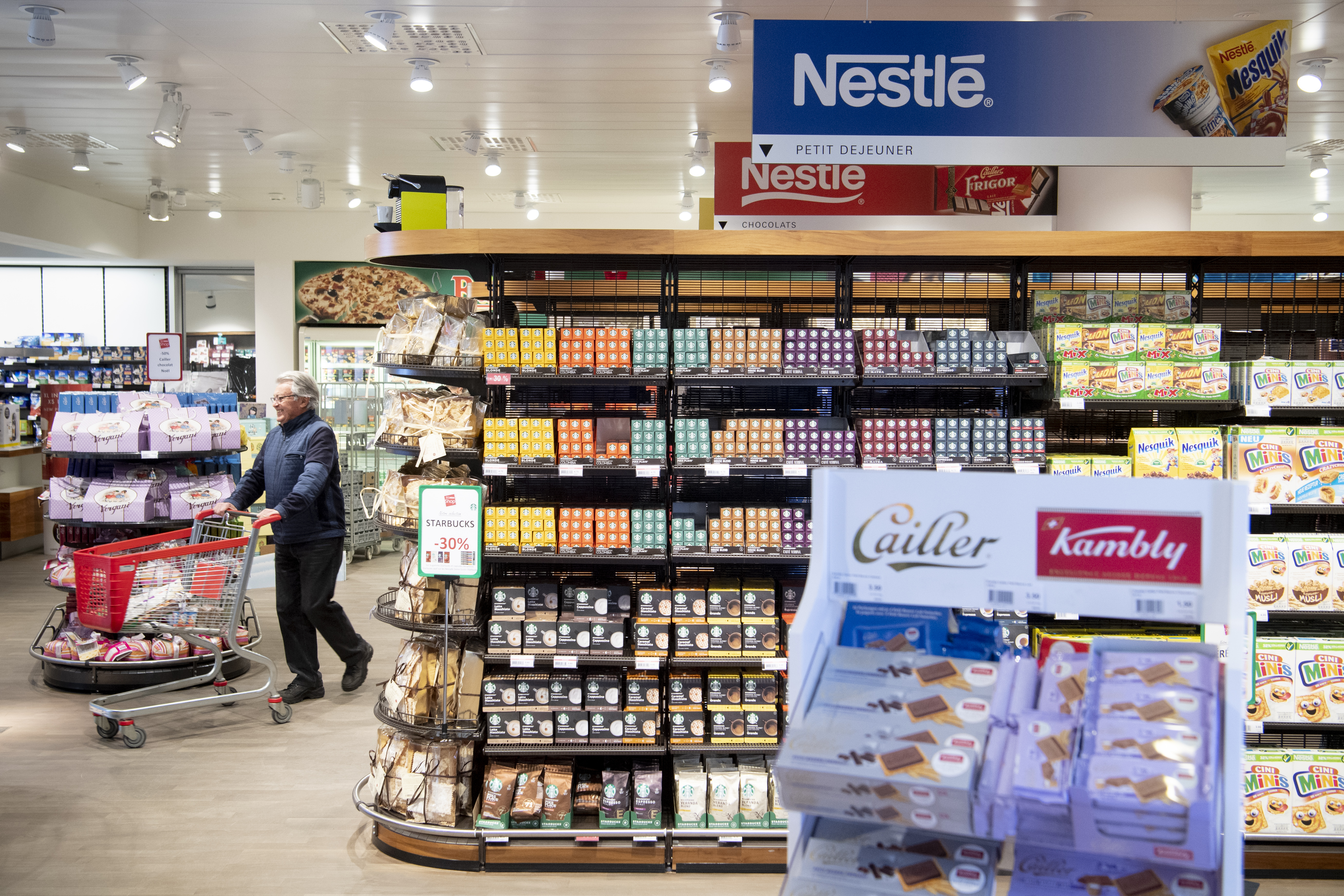 Кремљ ја презема руската имотна база на Nestlé и Auchan