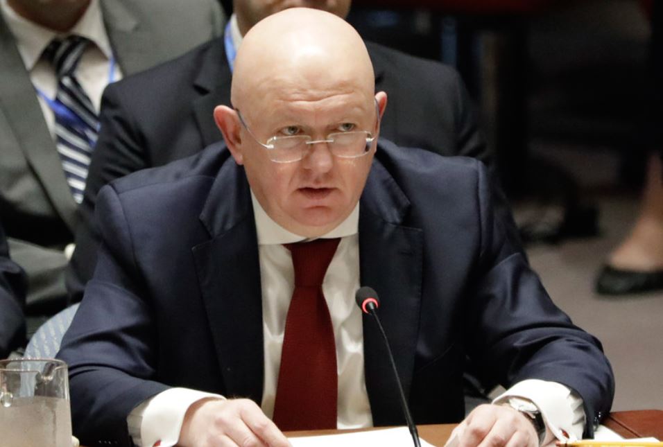 Русите одговорија: „Не вршиме притисок врз никого, виновна е безобѕирната Америка!“