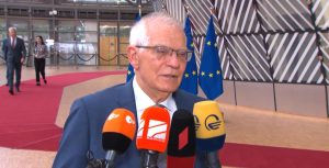Борел: ЕУ планира да и испрати на Украина помош од 21 милијарда евра