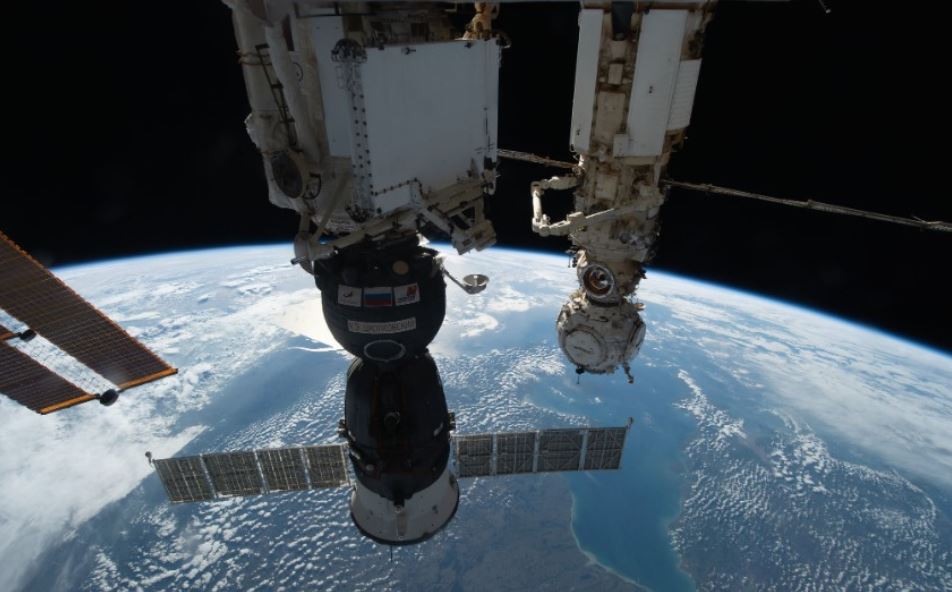 Астронаутите инсталираа нови соларни панели на ISS
