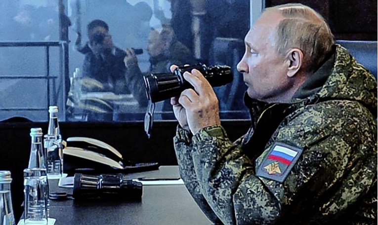 Путин: Украина тргна во контраофанзива, но безуспешна е