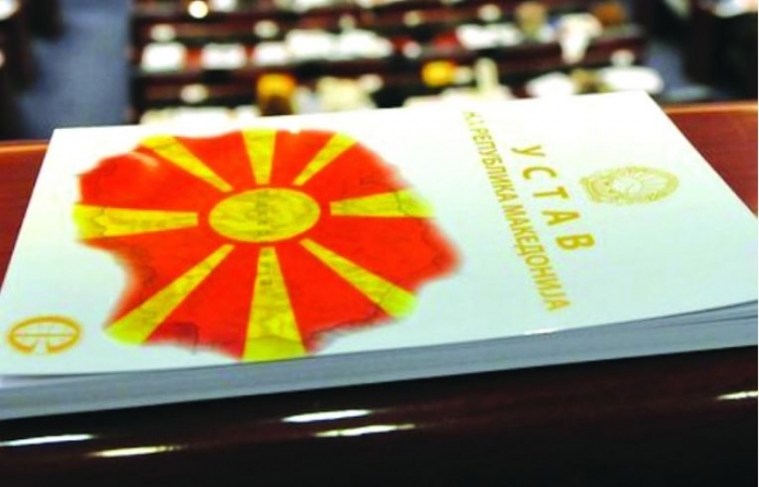 Владата утре ќе ги предложи уставните измени до Собранието, откри Пендаровски