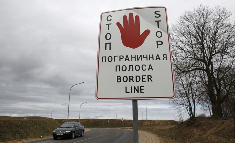 Белорусија ги затвора патиштата кон Русија, најавува и формирање на народна милиција