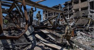 Советник на градоначалникот на Мариупол: Погодивме база и убивме стотина руски војници