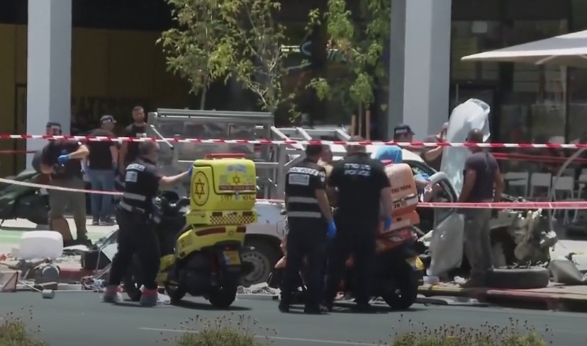 Возач уби шест лица со својот автомобил во Тел Авив – Израел тврди: Ова е терористички чин