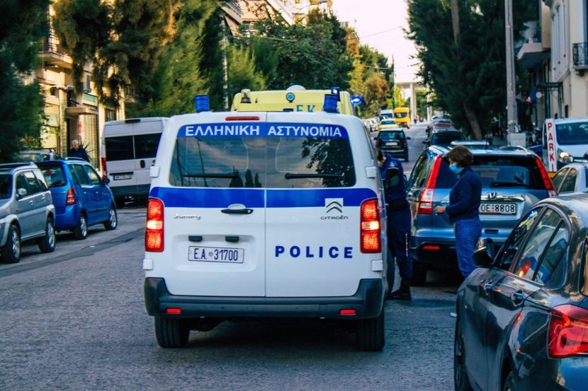 (ВИДЕО) Експлозија во Атина, повредени се најмалку четири лица