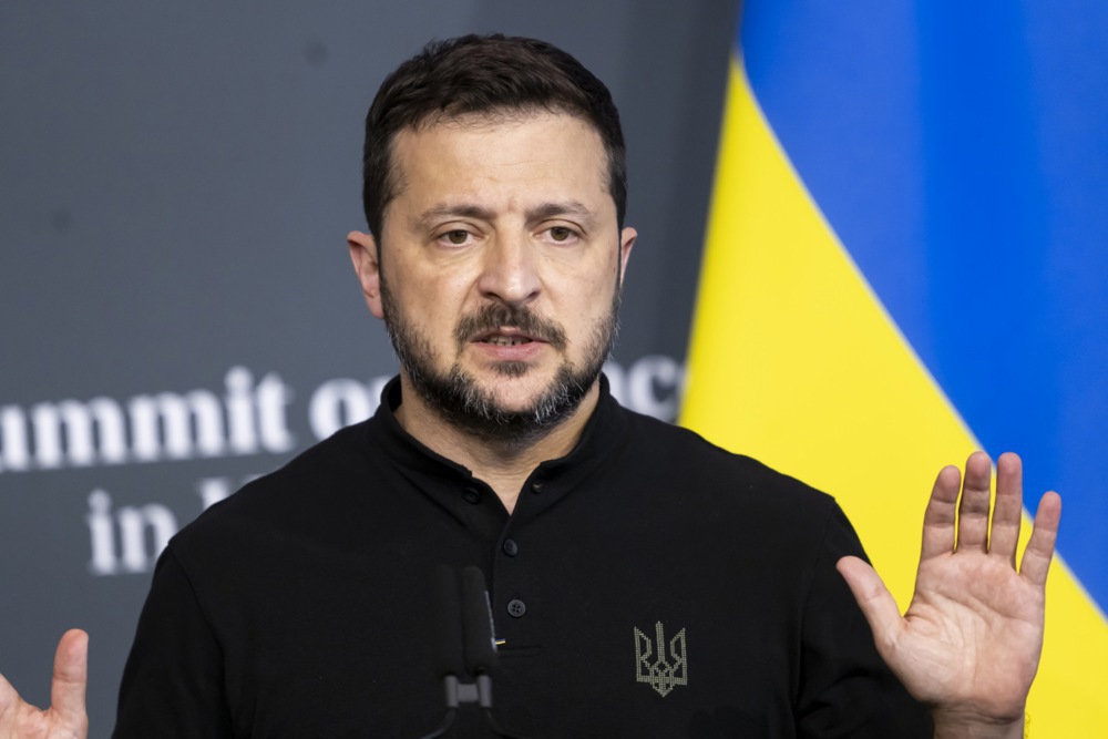 Зеленски предупредува: „Мала грешка од страна на В