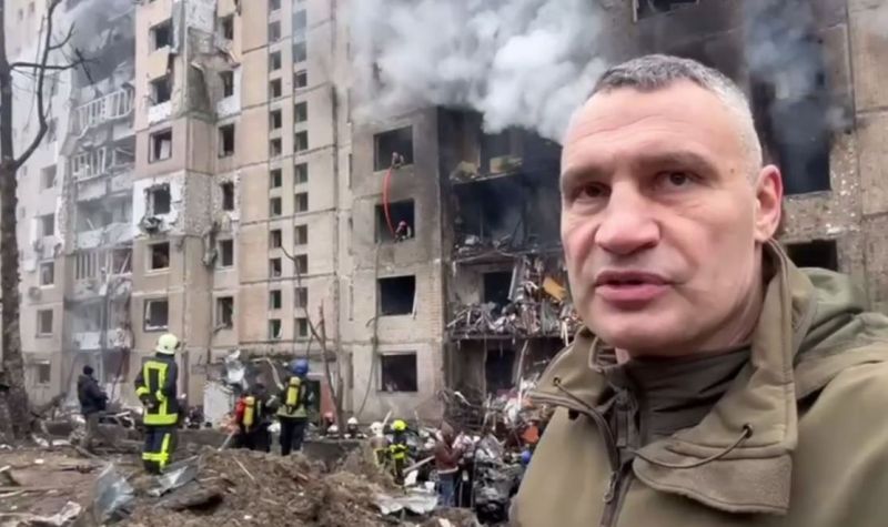 Бројот на жртви во рускиот напад врз Киев се искачи на 24, меѓу нив има и три деца