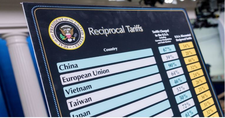 Федералниот суд за меѓународна трговија на САД ги укина санкциите на Трамп