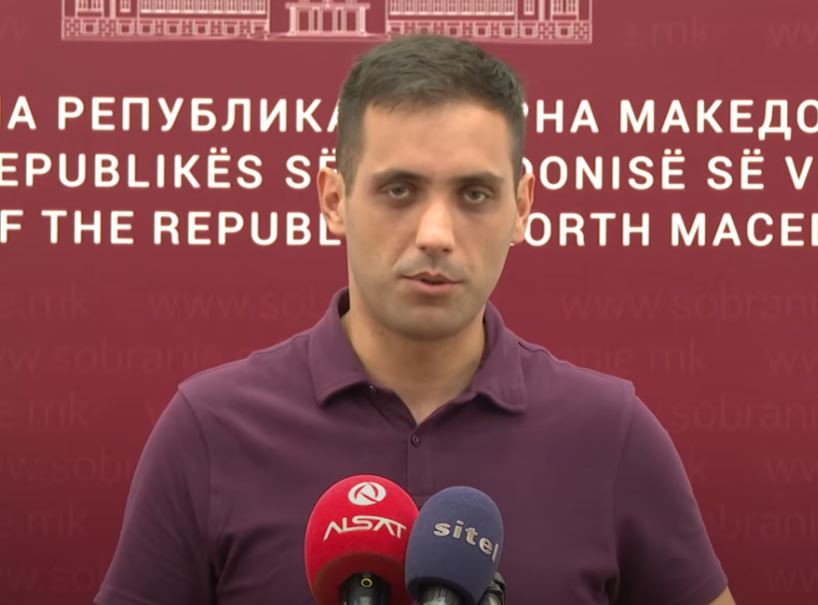 Левица: Мицкоски го допре дното – наместо аргументиран и приземен одговор, со лични навреди и вмешување на семејството го нападна Мециновиќ