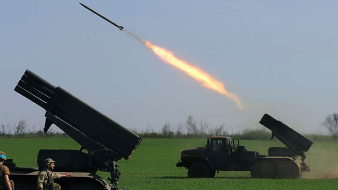 (ВИДЕО) Хезболах започна ракетен напад врз Израел