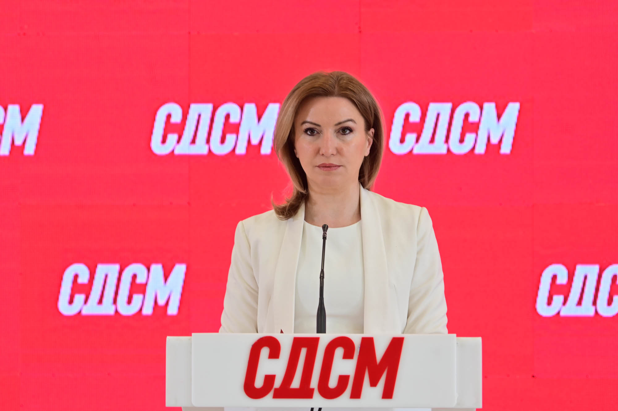 (ВИДЕО) Кузеска: Со празни фижидери најдобро знаат за бајките на Мицкоски за 3-та економија во Европа