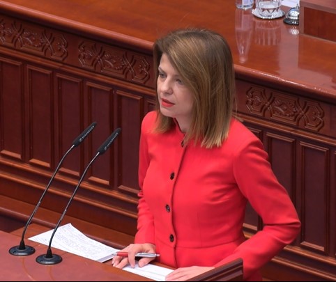(ВИДЕО) Лукаревска: СДСМ поднесе предлог-закон за намалување на ДДВ-то за горивата од 18 на 5%