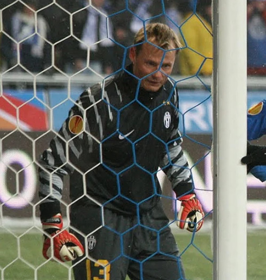 Погина Алекс Манингер