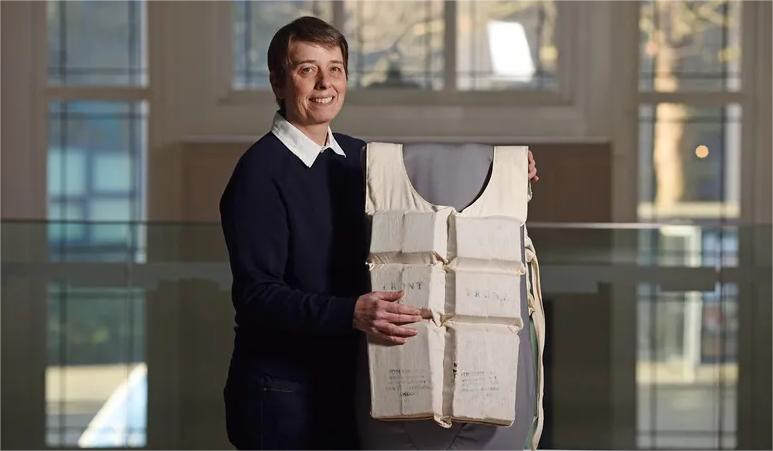 Елек за спасување од „Титаник“ продаден за 906.000 долари