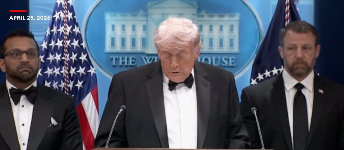 (ВИДЕО) Трамп по пукањето: Нема да ме одвратат од војната во Иран