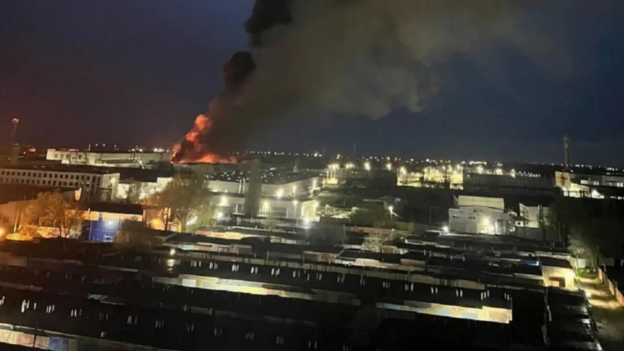 Ноќен напад врз Таганрог: Пожар во пристаништето по напад со беспилотни летала