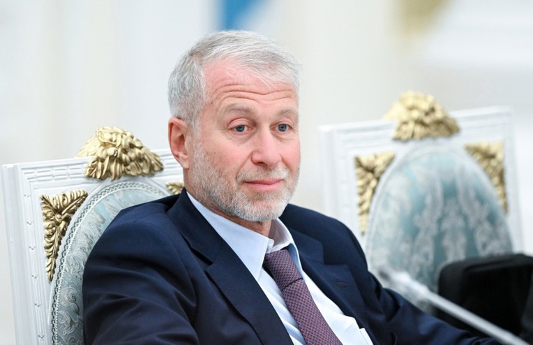 Зеленски преку Абрамович му испратил порака на Путин дека е 