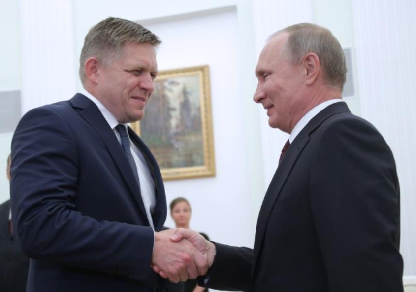 Фицо: Одржувам контакти и со Путин и со Зеленски