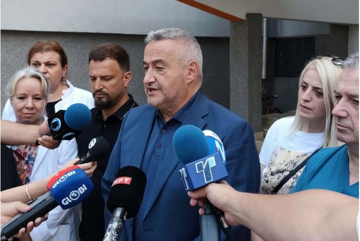 Клековски: Потребни се дополнителни анализи за да се утврди изворот на заразата во Гостивар