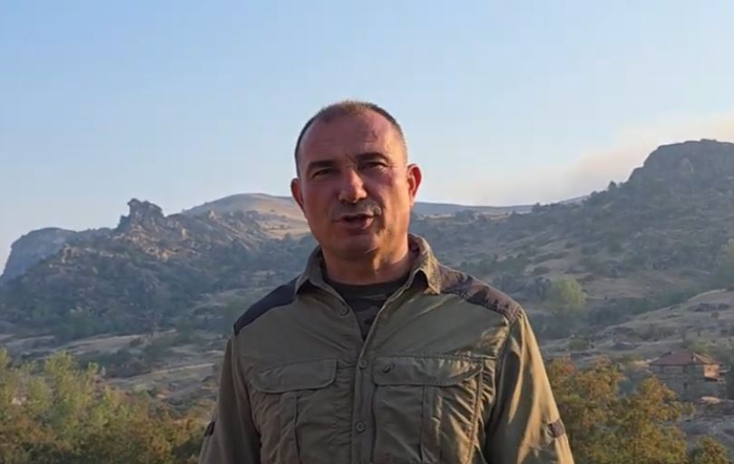 (ВИДЕО) Ангелов: Изгаснат пожарот кај Лопатица, останува високиот ризик од нови огнени стихии