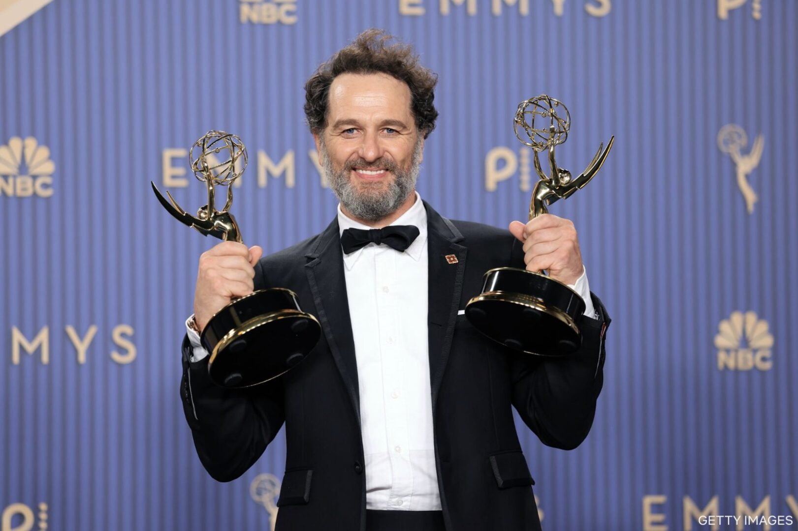 ВИДЕО: Метју Рис со две награди на Еми, „The Pitt“ прогласена за најдобра драмска серија
