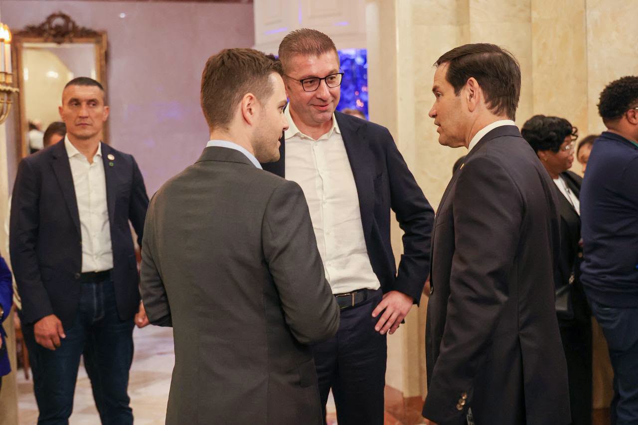 Мицкоски објави дека разговарал со Марко Рубио