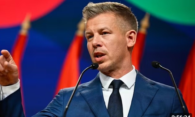 Укинат мунитетот на унгарскиот премиер Петер Маѓар