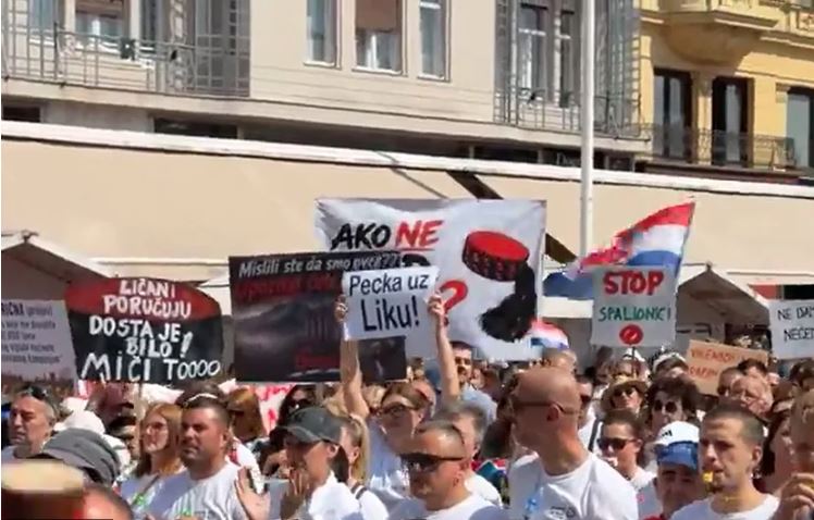 (ВИДЕО) Протест во Загреб: Отпадот во Госпиќ не е изолиран случај